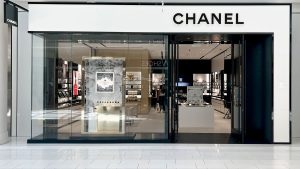Chanel چند شعبه و فروشگاه در دنیا دارد؟